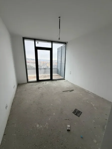 Tirane, shitet apartament 2+1+Aneks+Ballkon Kati 13, 554.300 € 