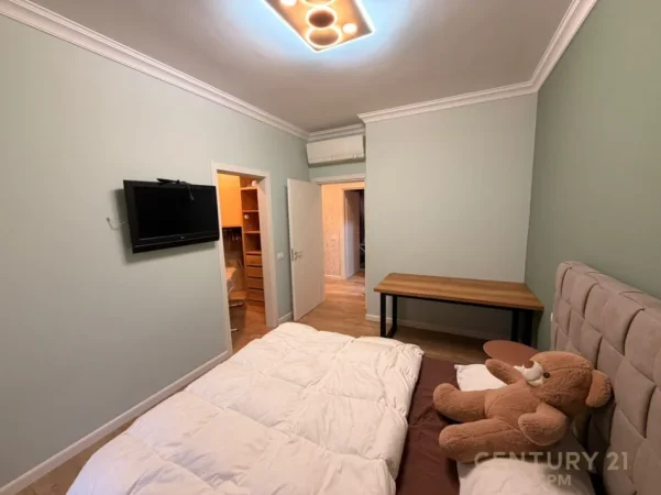 Tirane, jepet me qera apartament 2+1 Kati 3, 100 m² 700 € (kodra e diellit 2)
