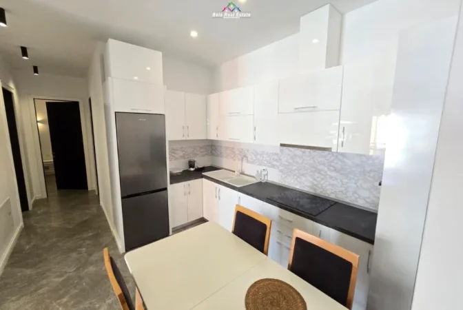Tirane, jepet me qera apartament 2+1 Kati 5, 116 m² 1350 € (Rruga e KAvajes)