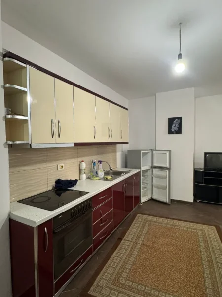 Tirane, jepet me qera apartament 1+1 Kati 2, 60 m² 380 € (ASTIR)