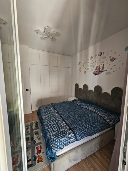 Tirane, shitet apartament 2+1 Kati 8, 108 m² 