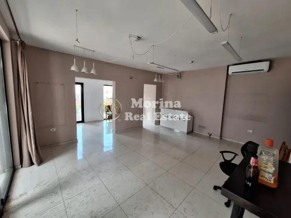 Tirane, jepet me qera ambjent biznesi Kati 0, (Fresk)