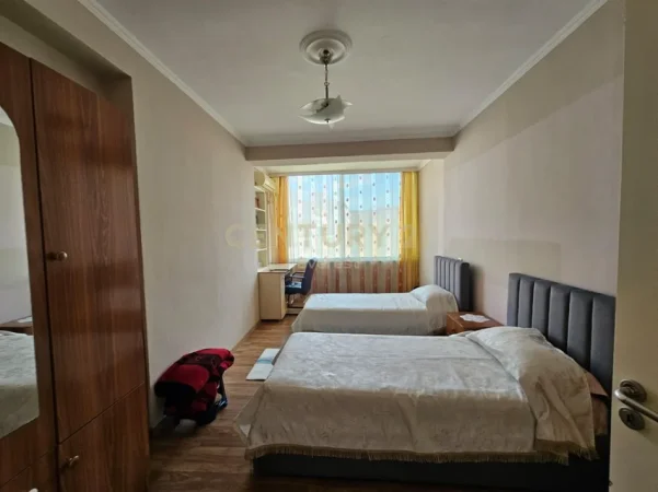 Tirane, shitet apartament 3+1+Ballkon Kati 6, 156 m² 218.000 € (Astir)