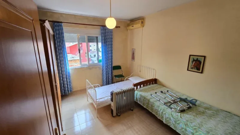 Tirane, shitet apartament 1+1 Kati 4, 54 m² 95.000 €