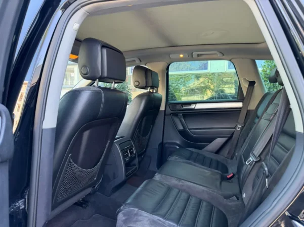 Fier, shes makine VW TOUAREG-3.0 DIESEL TDI-PANORAMA-XHAMA TE ZINJ LETRAT SAPO PAGUARA Nafte, e zeze Klima 285.999 km 8.999 €