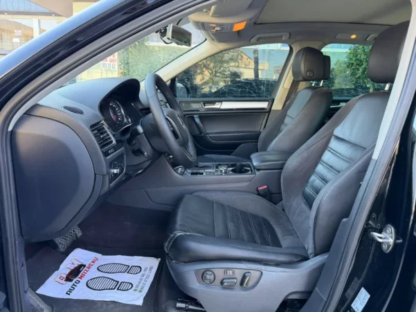 Fier, shes makine VW TOUAREG-3.0 DIESEL TDI-PANORAMA-XHAMA TE ZINJ LETRAT SAPO PAGUARA Nafte, e zeze Klima 285.999 km 8.999 €