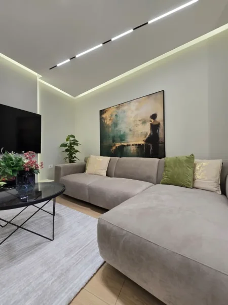 Tirane, shitet apartament 2+1 , 116 m² (Zogu i Zi)