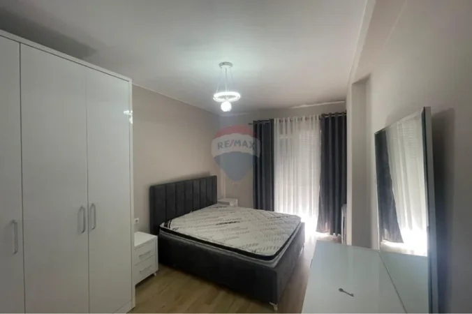 Tirane, shitet apartament , 85 m² 129.999 € (Univers City)