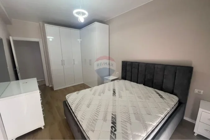 Tirane, shitet apartament , 85 m² 129.999 € (Univers City)