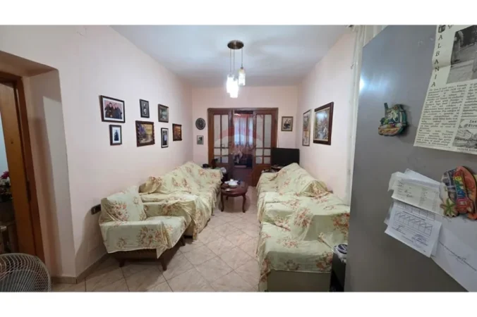 Tirane, shitet apartament , 103 m² 170.000 € 