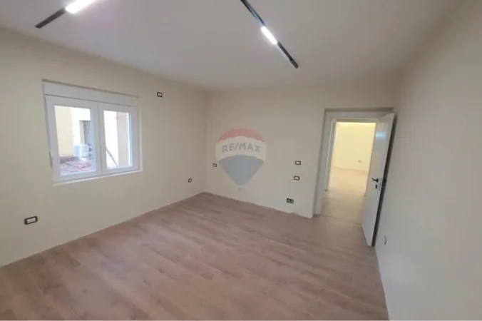 Tirane, shitet apartament , 70 m² 150.000 € 