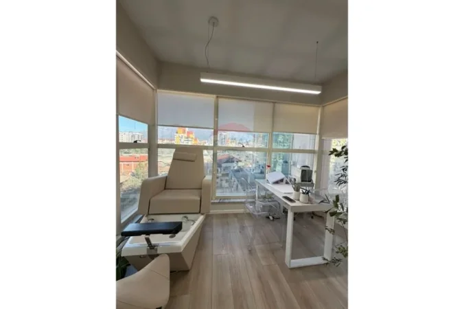 Tirane, shitet apartament , 70 m² 160.000 € 
