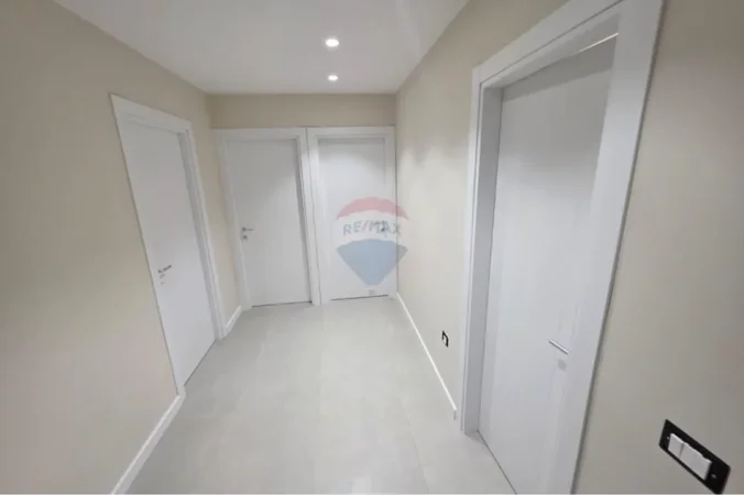 Tirane, shitet apartament , 75 m² 165.000 € 