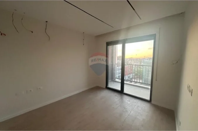 Tirane, shitet apartament , 106 m² 219.000 € 