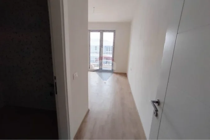 Tirane, shitet apartament , 106 m² 121.000 € (Univers City)