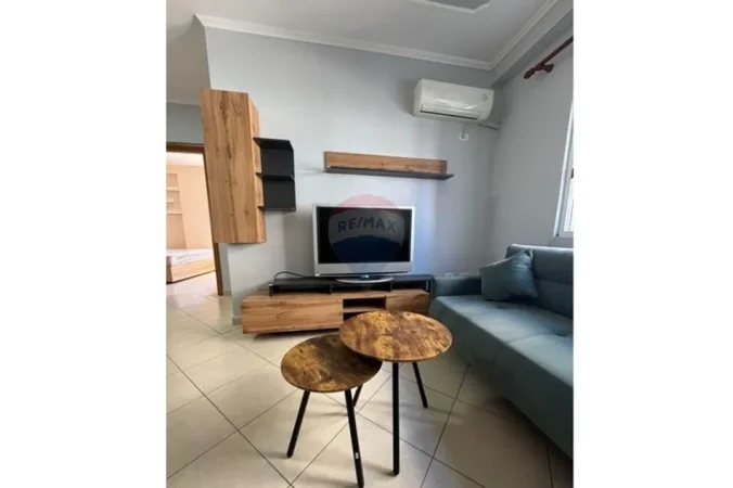 Tirane, jepet me qera apartament , 85 m² 850 € 