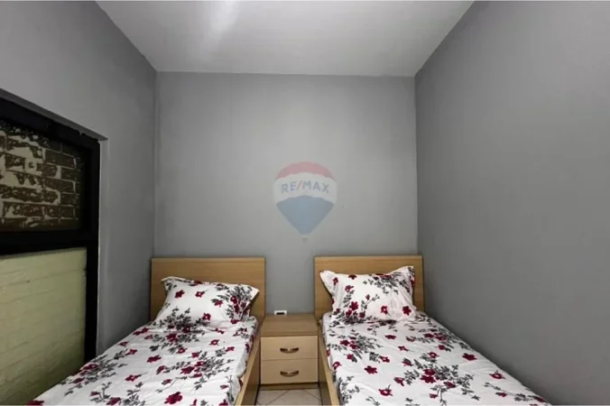 Tirane, jepet me qera apartament , 71 m² 550 € 