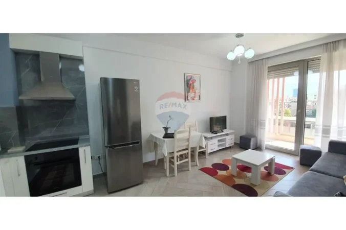 Tirane, jepet me qera apartament , 58 m² 630 € 