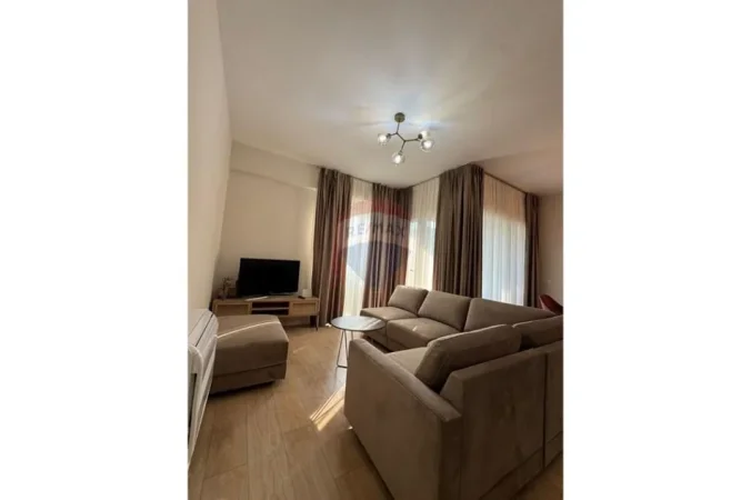 Tirane, jepet me qera apartament , 96 m² 1.500 € 