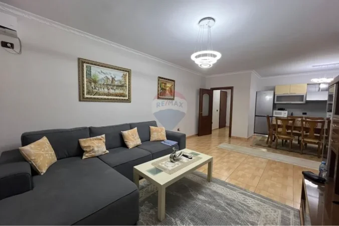 Tirane, jepet me qera apartament , 115 m² 680 € 