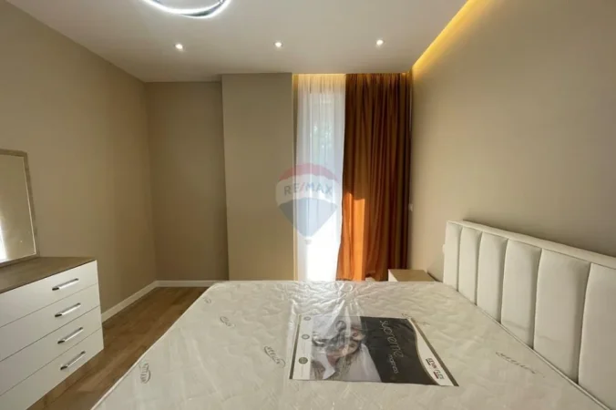 Tirane, jepet me qera apartament , 61 m² 680 € 
