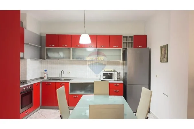 Tirane, jepet me qera apartament , 78 m² 785 € 