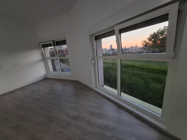 Tirane, jepet me qera apartament 2+1 Kati 3, 105 m² 330 € (Ali Dem, kompleksi Mangalem 21)