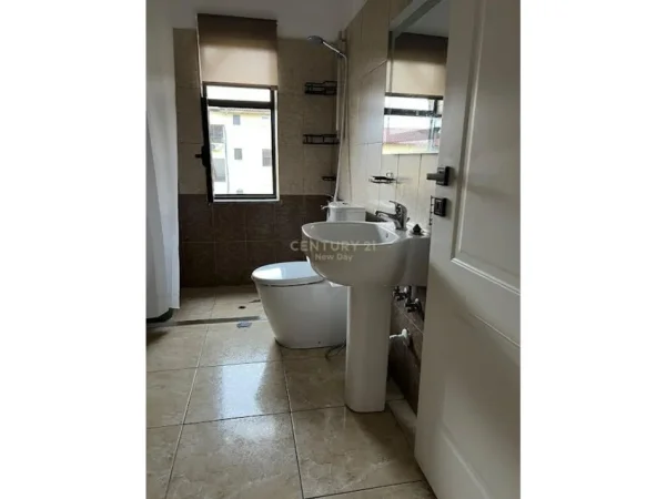 Tirane, shes apartament 1+1+Aneks+Ballkon Kati 5, 69 m² 160.000 € 