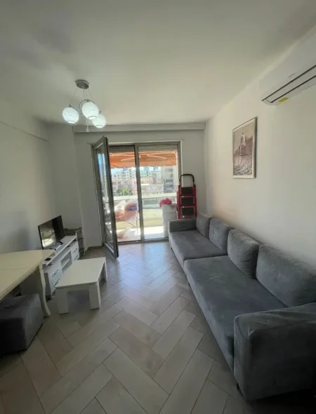 Tirane, jepet me qera apartament 1+1+Aneks+Ballkon Kati 5, 60 m² 600 € (zogu i zi)