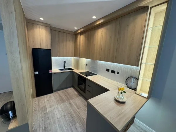 Tirane, shitet apartament 1+1 Kati 5, 59 m² 125.000 € (Ali Demi)