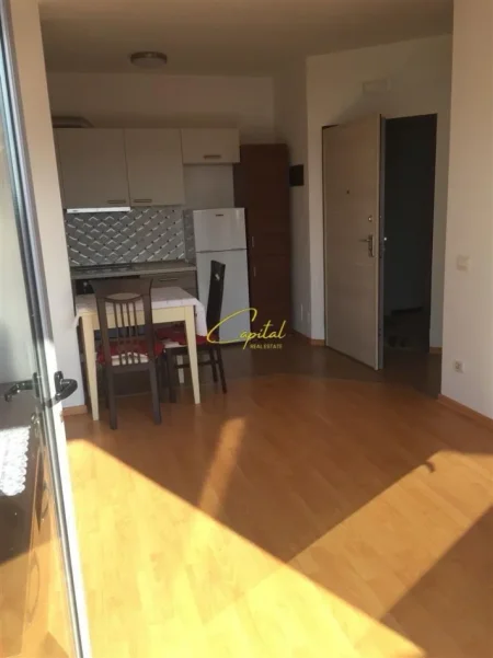 Tirane, jepet me qera apartament 1+1 Kati 6, 55 m² 500 € (RRUGA XHANFIZE KEKO)