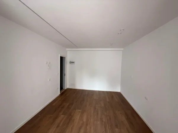 Tirane, shitet garsonier , 30 m² 83.000 € (rruga bardhyl , rruga riza cerova)