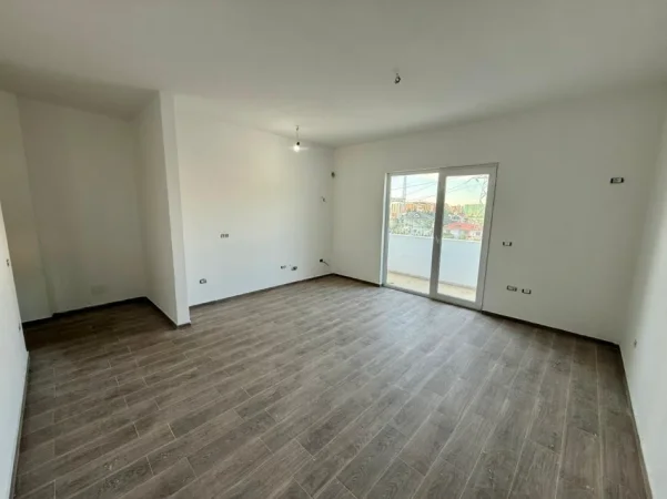 Tirane, shitet apartament 1+1 Kati 1, 77 m² ,104 000 € (siri kodra)