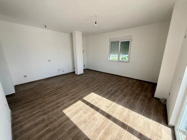 Tirane, shitet apartament 2+1 Kati 2, 95 m² 130.000 € (siri kodra)
