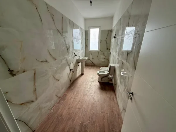 Tirane, shitet apartament 2+1 Kati 2, 95 m² 130.000 € (siri kodra)