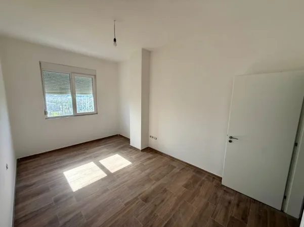 Tirane, shitet apartament 2+1 Kati 2, 95 m² 130.000 € (siri kodra)