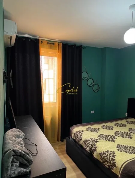 Tirane, jepet me qera apartament 3+1 Kati 3, 92 m² 550 € (KOPSHTI BOTANIK)