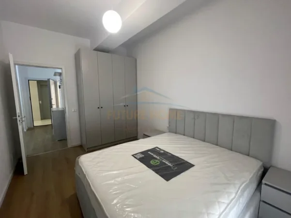 Tirane, jepet me qera apartament 1+1+Ballkon Kati 6, 58 m² 400 € (Kompleksi Kaimi)