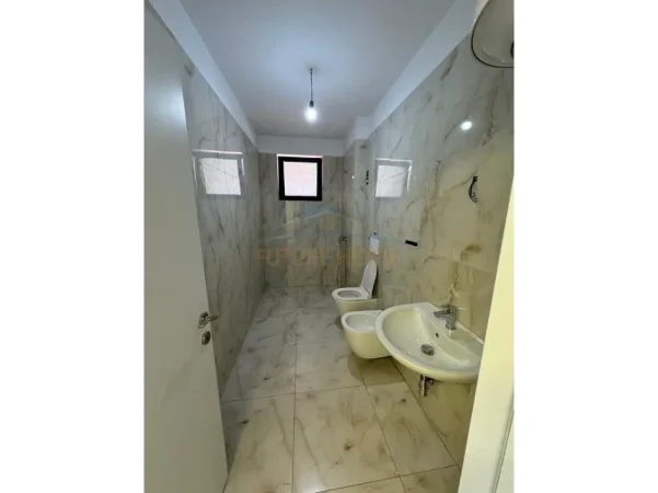 Tirane, shitet apartament 2+1+2+Ballkon Kati 3, 124 m² 250.000 € (Unaza e Re, Rezidenca Future Home)