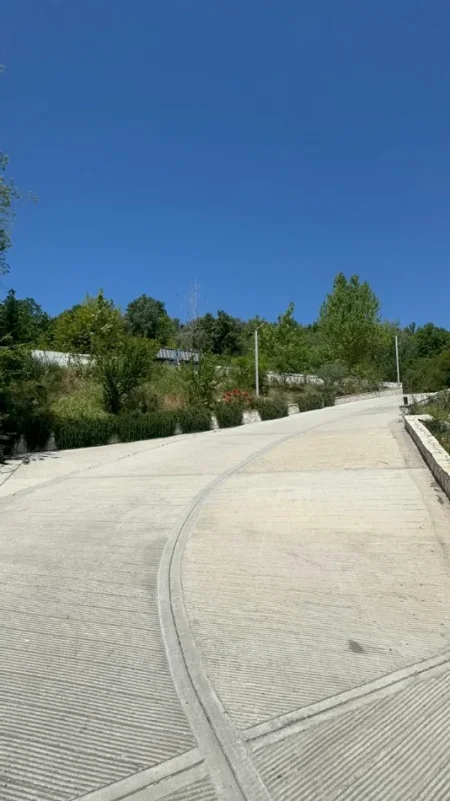 Tirane, shitet ambjent biznesi , 4.940 m² 