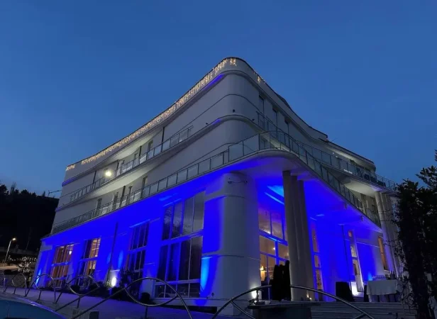 Tirane, shitet ambjent biznesi , 4.940 m² 