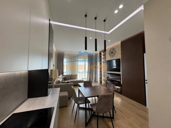 Tirane, jepet me qera apartament 1+1+Ballkon Kati 4, 76 m² 900 € (Square 21)