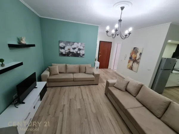Tirane, jepet me qera apartament 1+1 Kati 3, 75 m² 400 € (misto mame)