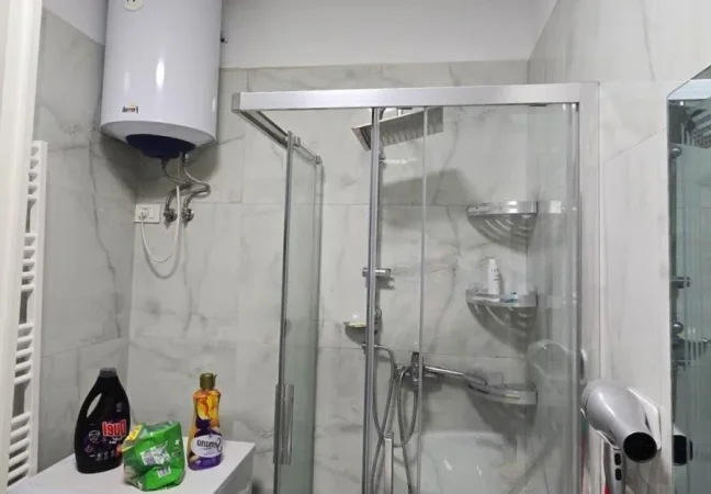 Tirane, shes apartament 2+1 Kati 3, 107 m² 285.000 € (ali demi)