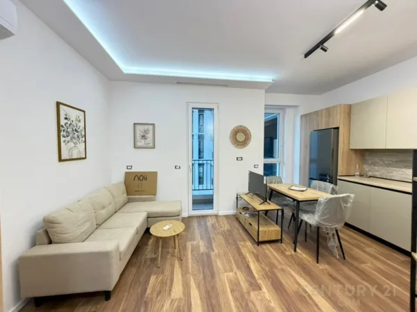 Tirane, jepet me qera apartament 1+1 Kati 2, 53 m² 700 € (komuna e parisit)