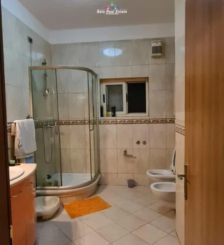 Tirane, jepet me qera Vile Kati 4, 105 m² 4.000 € (myslym shyr)