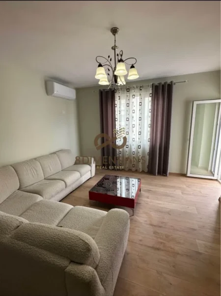 Tirane, jepet me qera apartament 2+1 Kati 6, 105 m² 550 € (astir)