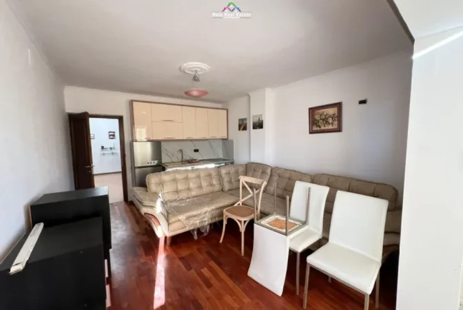 Tirane, jepet me qera apartament 1+1 Kati 6, 65 m² 650 € (Rruga Sulejman Delvina)