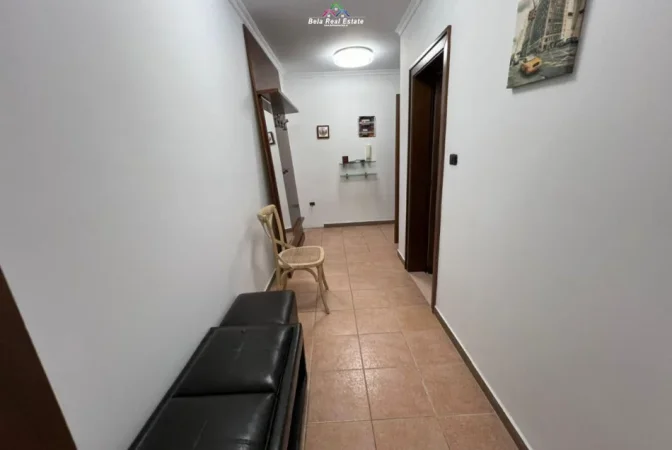 Tirane, jepet me qera apartament 1+1 Kati 6, 65 m² 650 € (Rruga Sulejman Delvina)