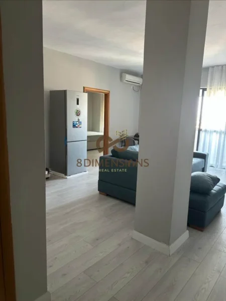 Tirane, jepet me qera apartament 2+1 Kati 7, 80 m² 600 € (ali demi)